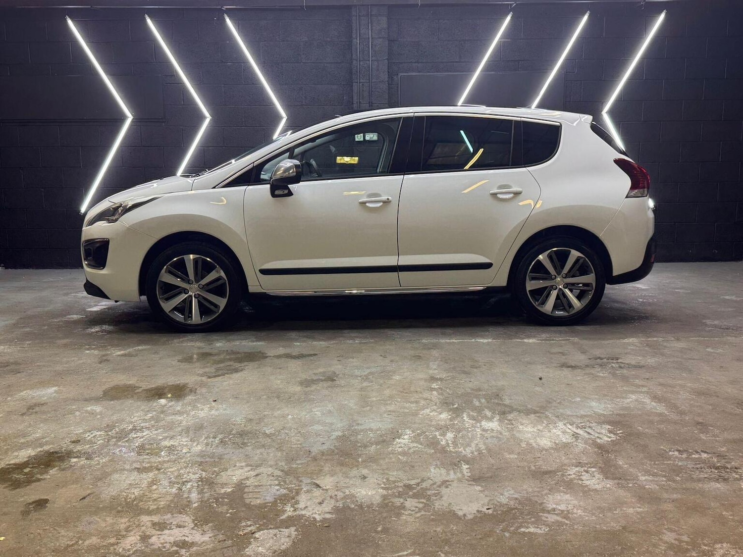 Used Peugeot 3008 2016 for sale - 76918419: Photo 7