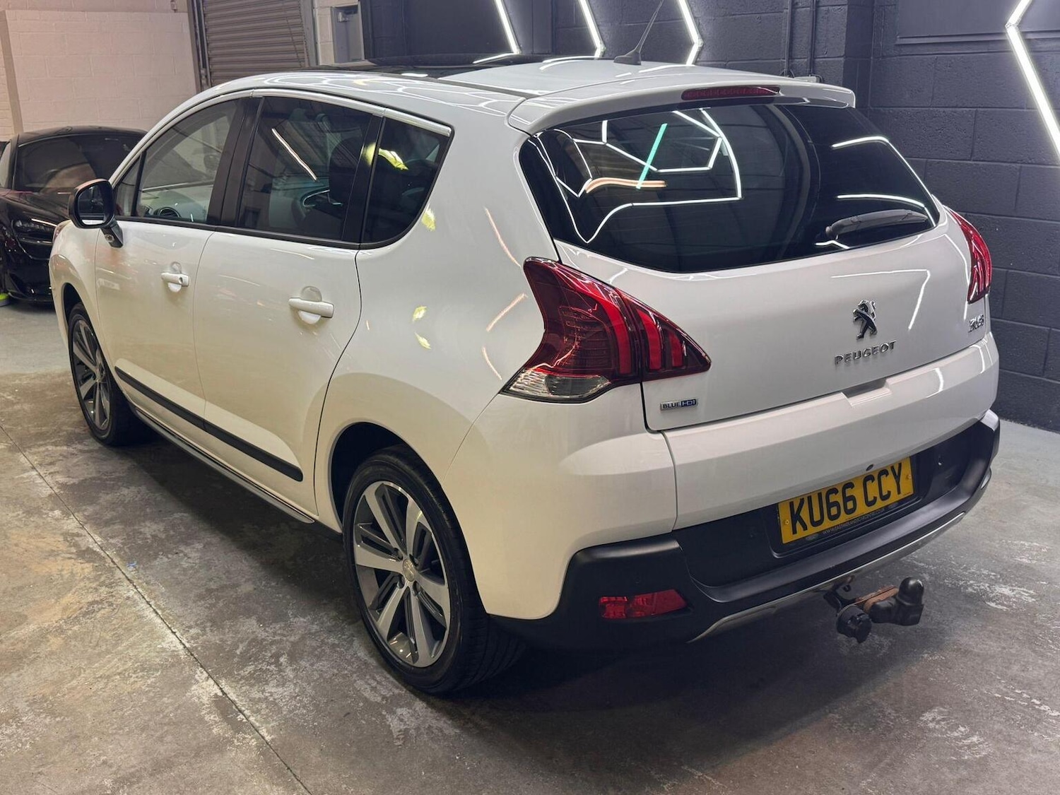 Used Peugeot 3008 2016 for sale - 76918419: Photo 8
