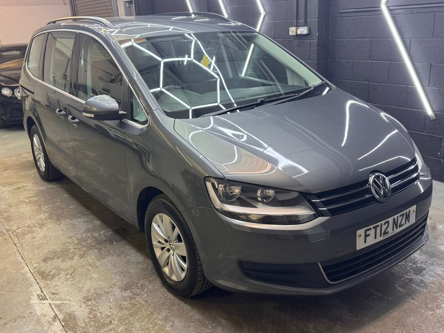 Used Volkswagen Sharan 2012 for sale - 77997272: Photo 28