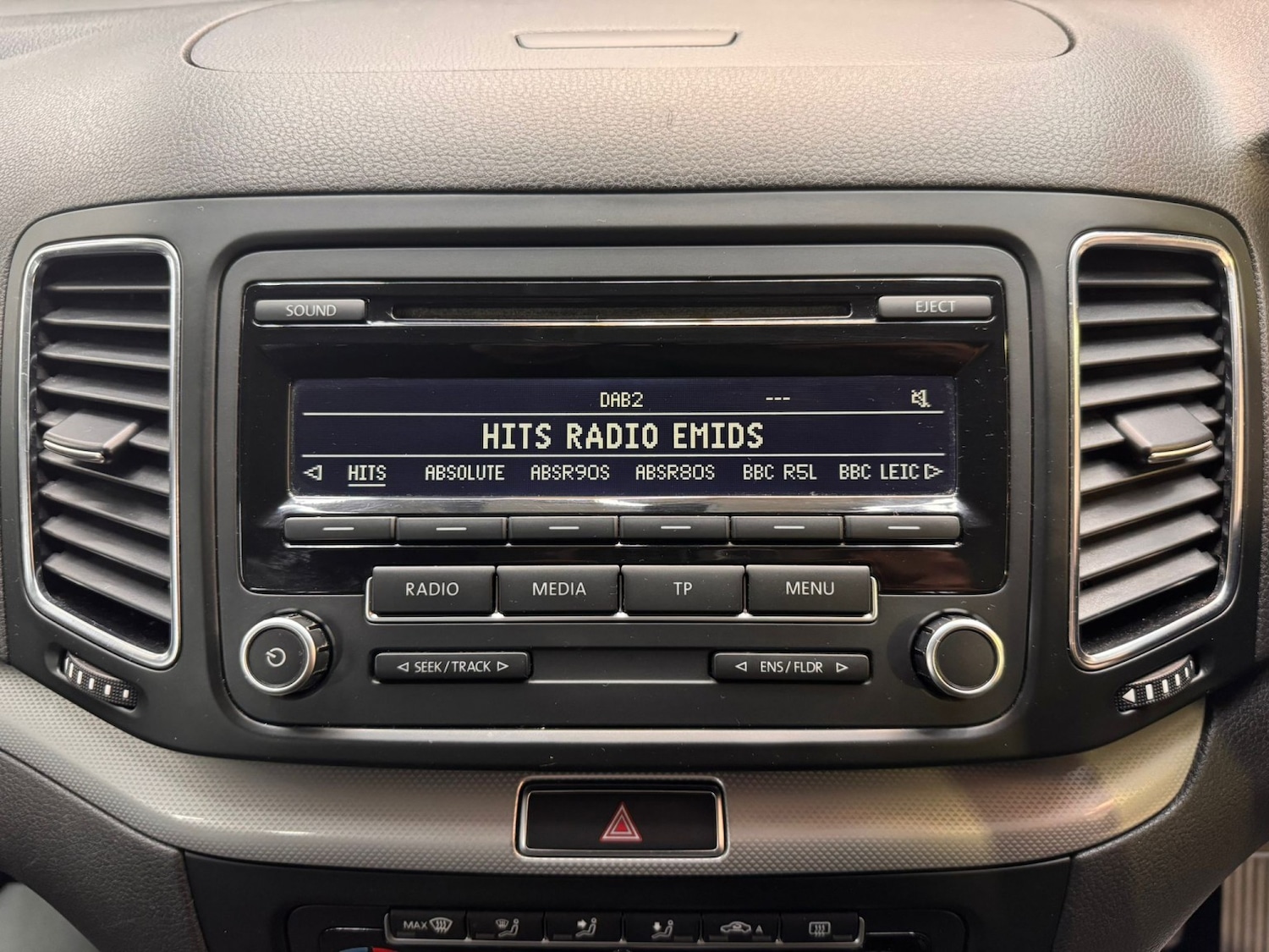 Used Volkswagen Sharan 2012 for sale - 77997272: Photo 40