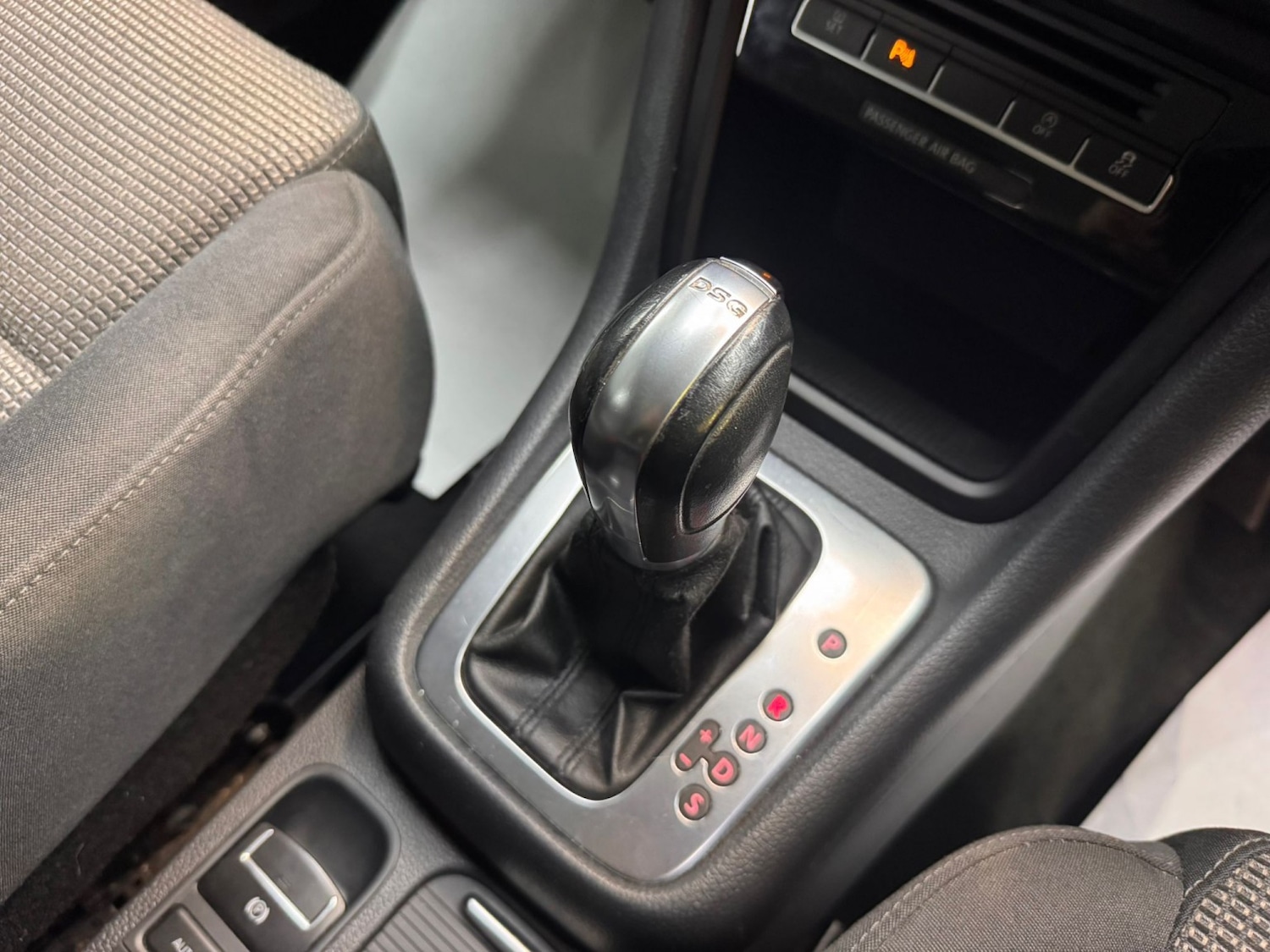 Used Volkswagen Sharan 2012 for sale - 77997272: Photo 42