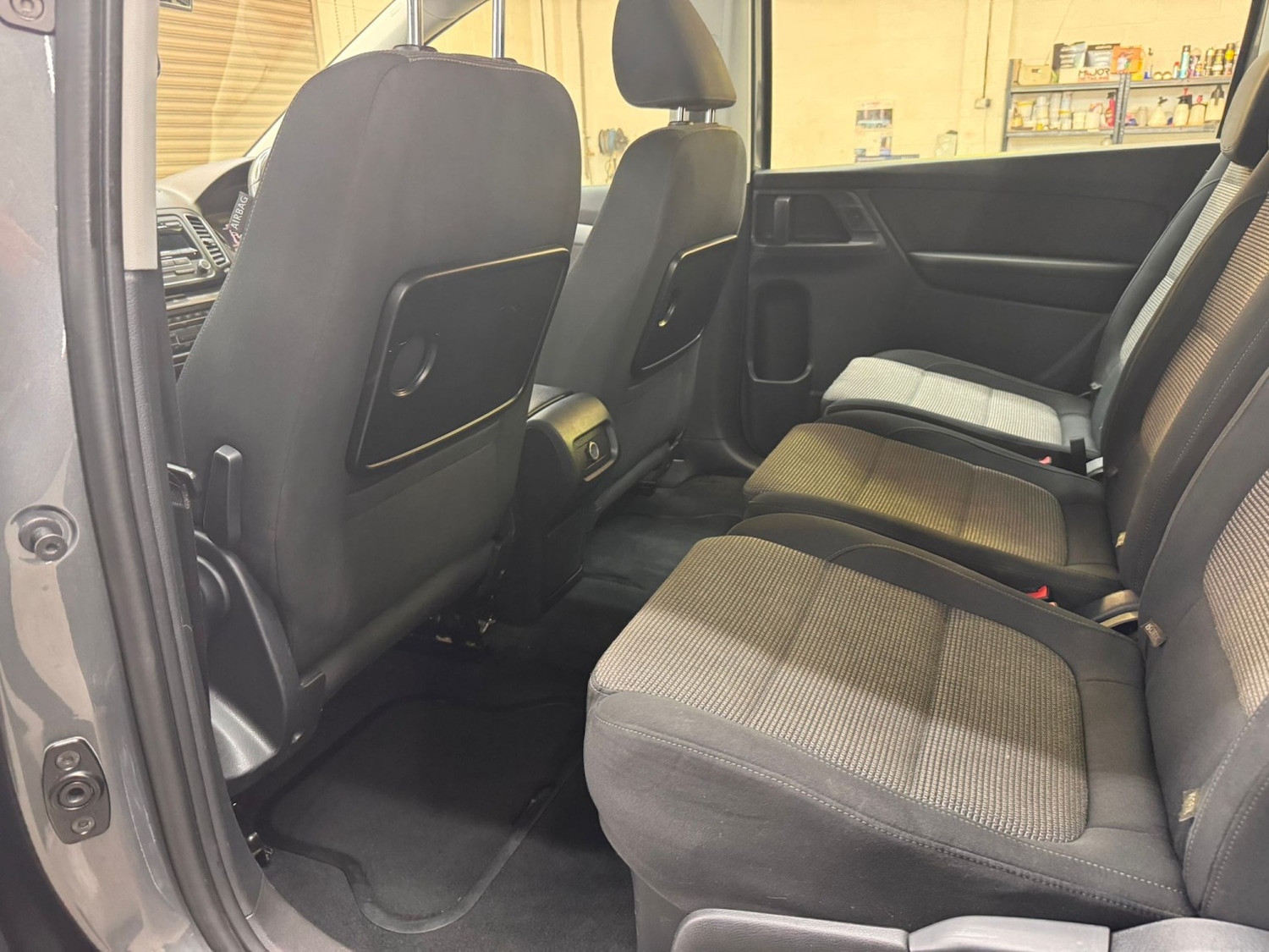 Used Volkswagen Sharan 2012 for sale - 77997272: Photo 44