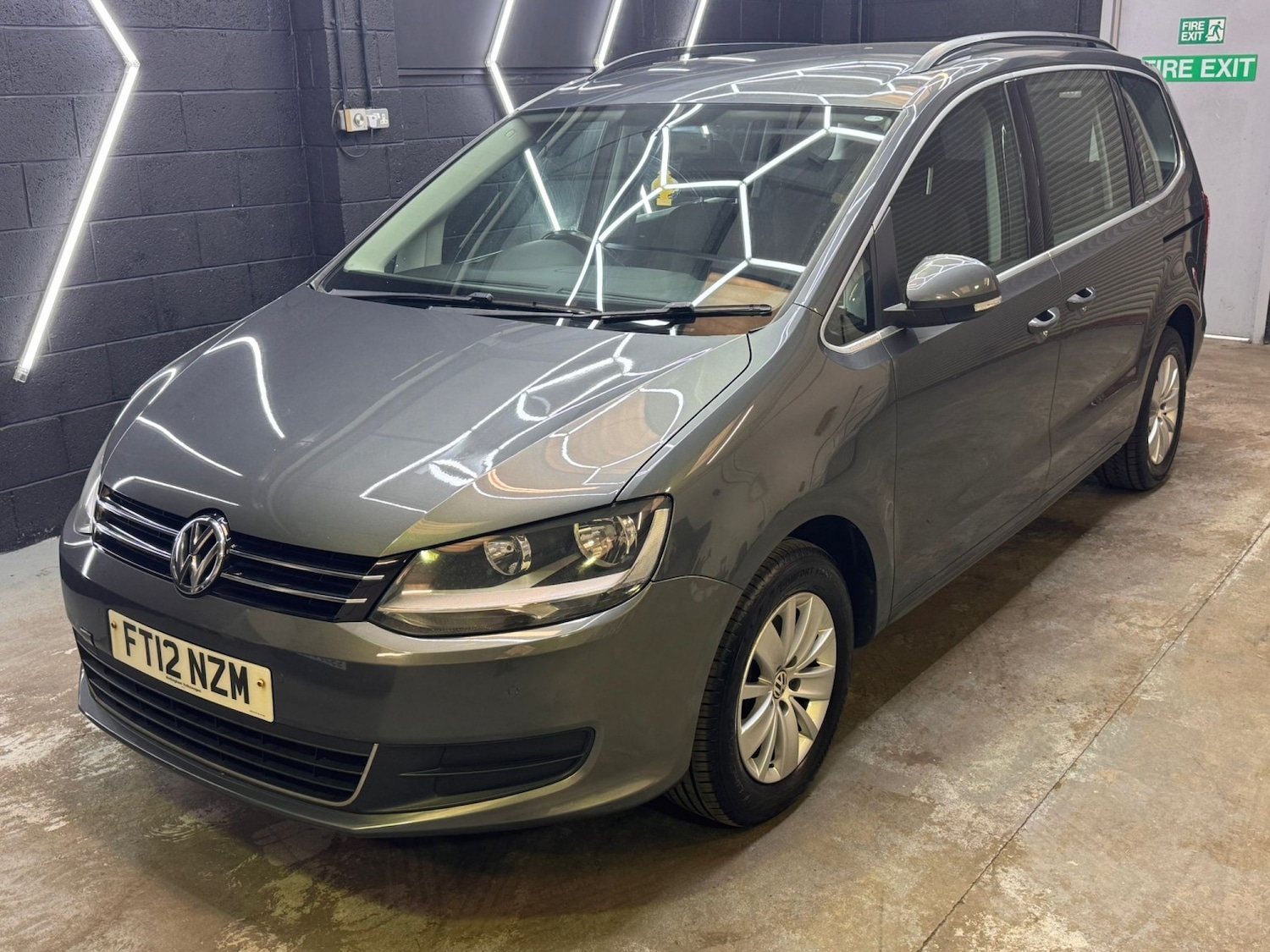 Used Volkswagen Sharan 2012 for sale - 77997272: Photo 5