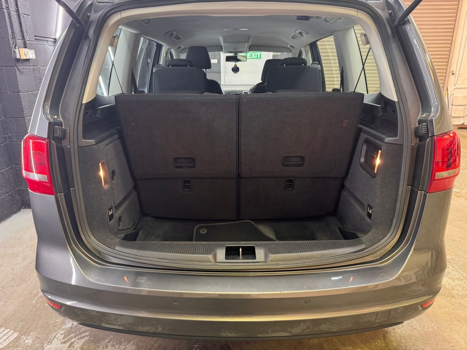 Used Volkswagen Sharan 2012 for sale - 77997272: Photo 51