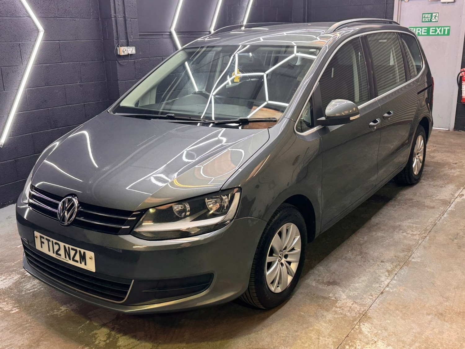 Used Volkswagen Sharan 2012 for sale - 77997272: Photo 6