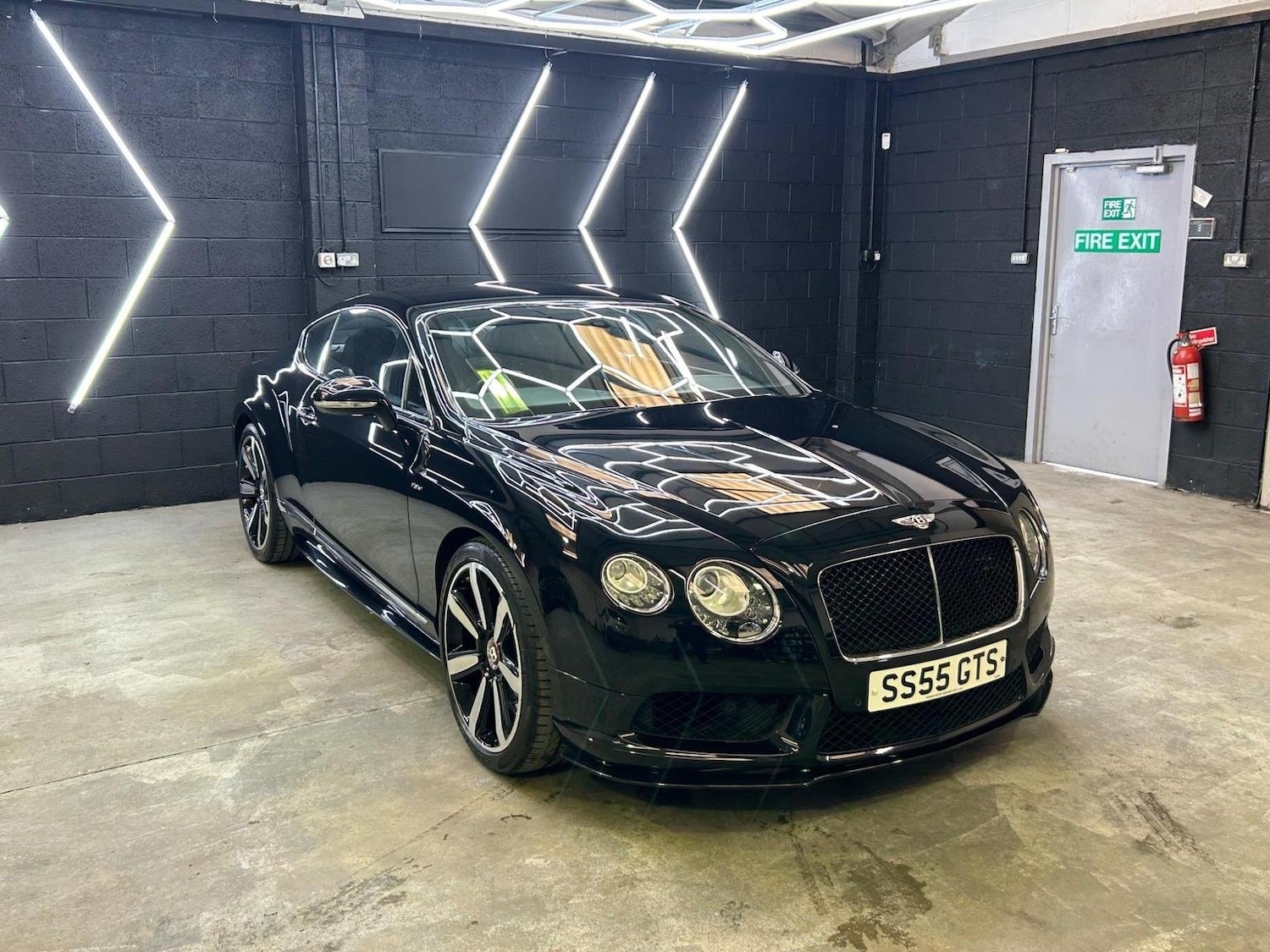 Used Bentley Continental 2014 for sale - 76793397: Photo 11