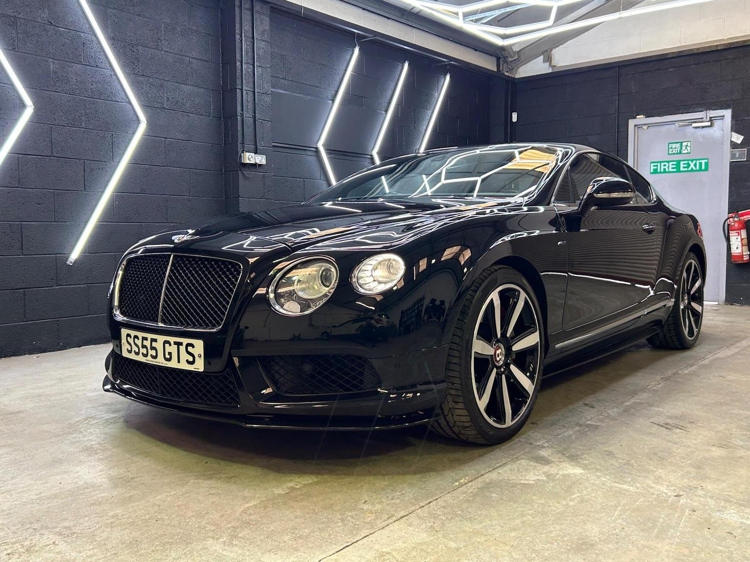 Used Bentley Continental 2014 for sale - 76793397: Photo 17