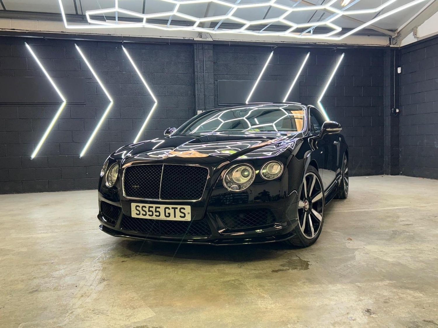 Used Bentley Continental 2014 for sale - 76793397: Photo 6