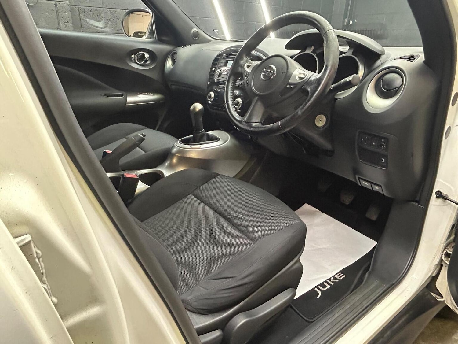 Used Nissan Juke 2011 for sale - 77289231: Photo 21