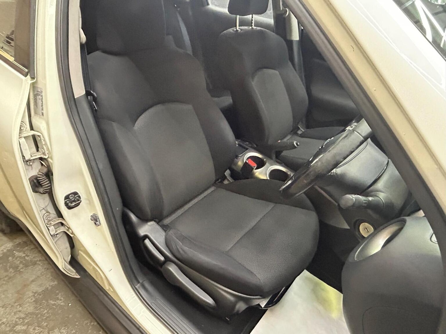 Used Nissan Juke 2011 for sale - 77289231: Photo 27