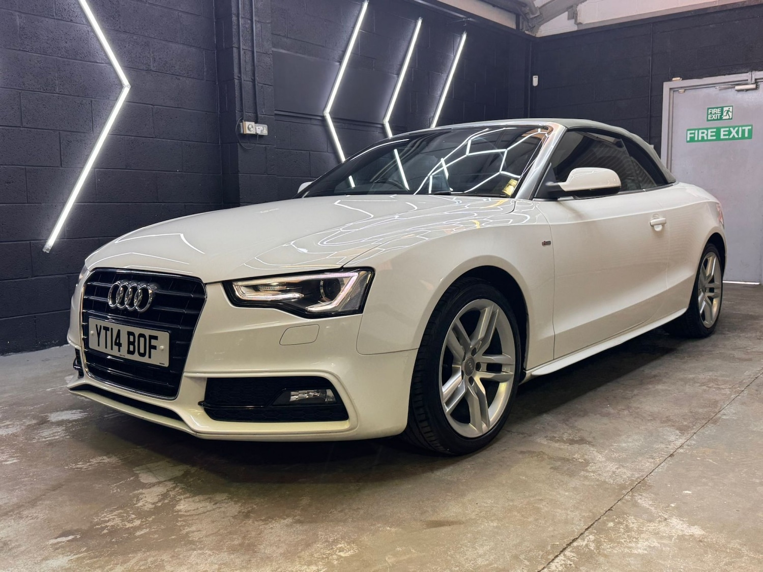 Used Audi A5 2014 for sale - 77991584: Photo 4