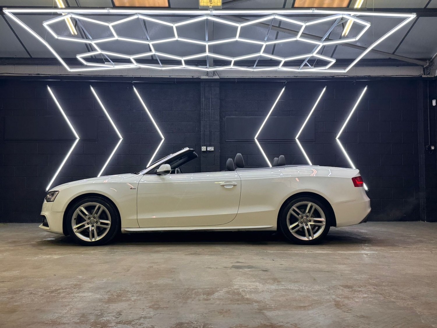 Used Audi A5 2014 for sale - 77991584: Photo 9