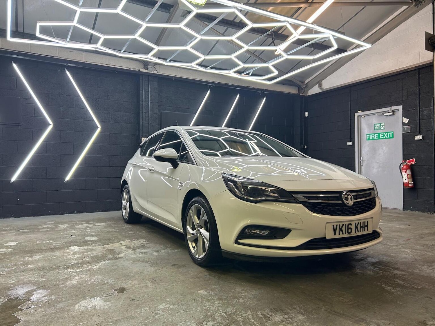 Used Vauxhall Astra 2016 for sale - 76725763: Photo 16