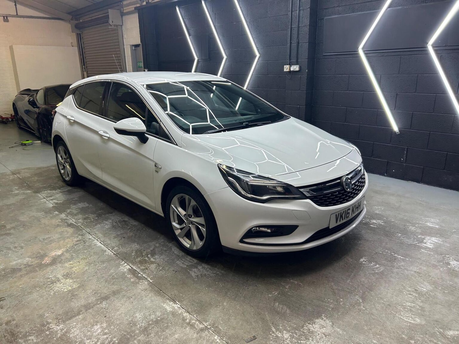 Used Vauxhall Astra 2016 for sale - 76725763: Photo 17