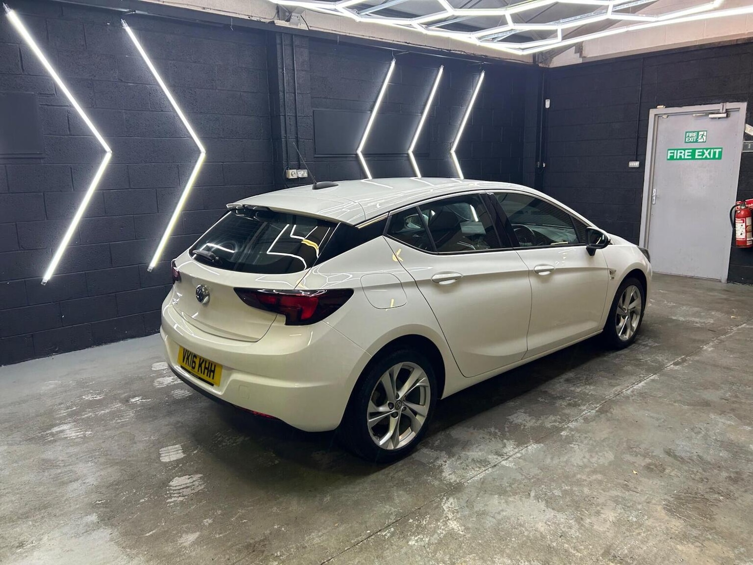 Used Vauxhall Astra 2016 for sale - 76725763: Photo 21