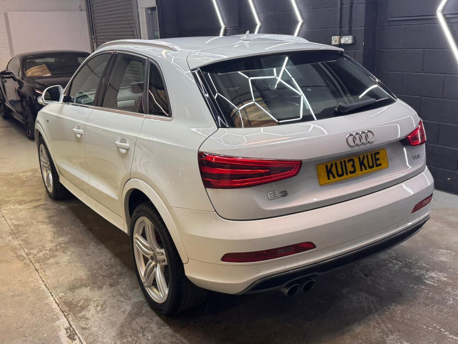 Used Audi Q3 2013 for sale - 77729591: Photo 10