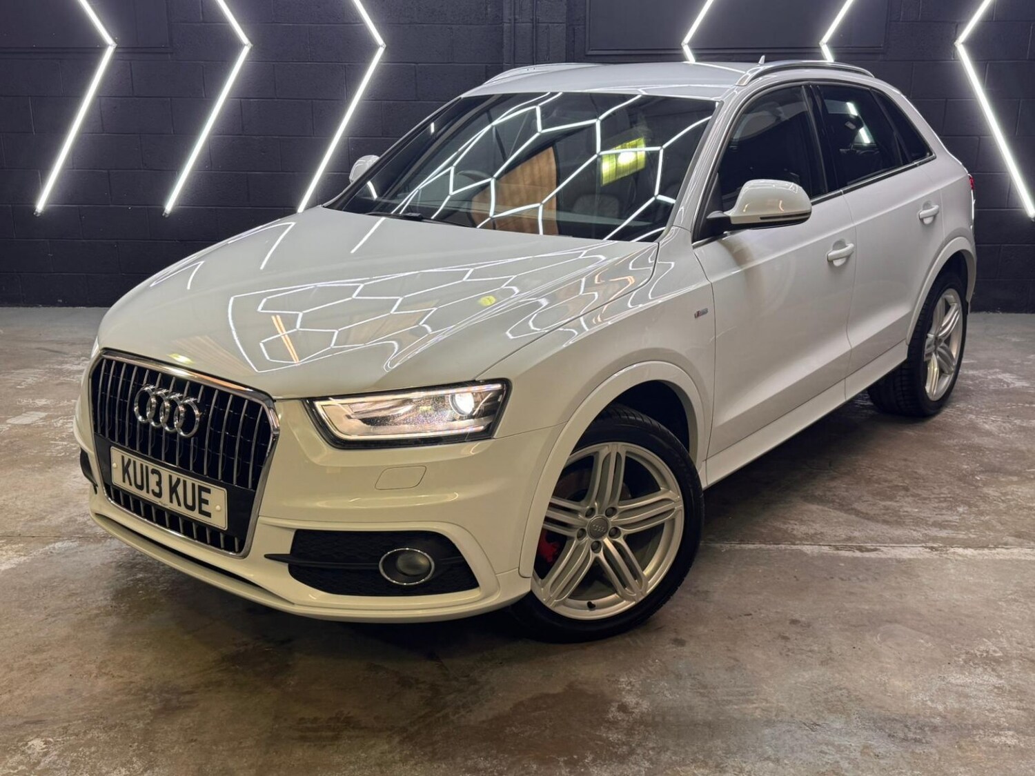 Used Audi Q3 2013 for sale - 77729591: Photo 11