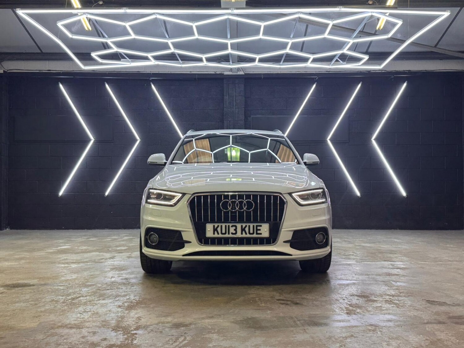 Used Audi Q3 2013 for sale - 77729591: Photo 14