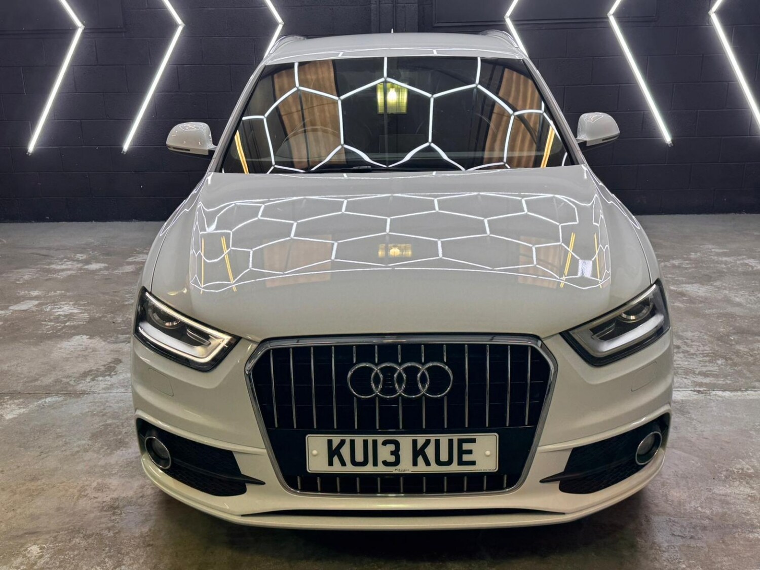 Used Audi Q3 2013 for sale - 77729591: Photo 17