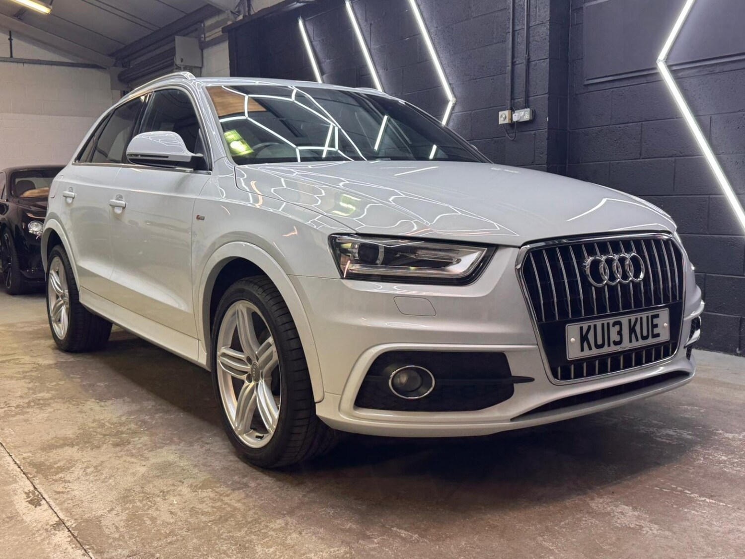 Used Audi Q3 2013 for sale - 77729591: Photo 32