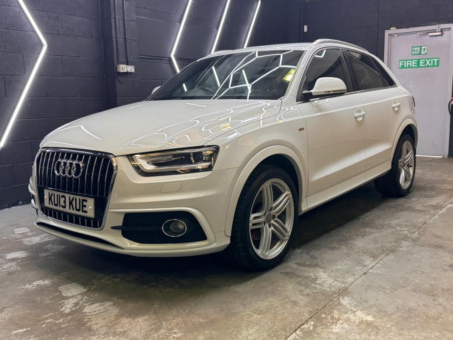 Used Audi Q3 2013 for sale - 77729591: Photo 4