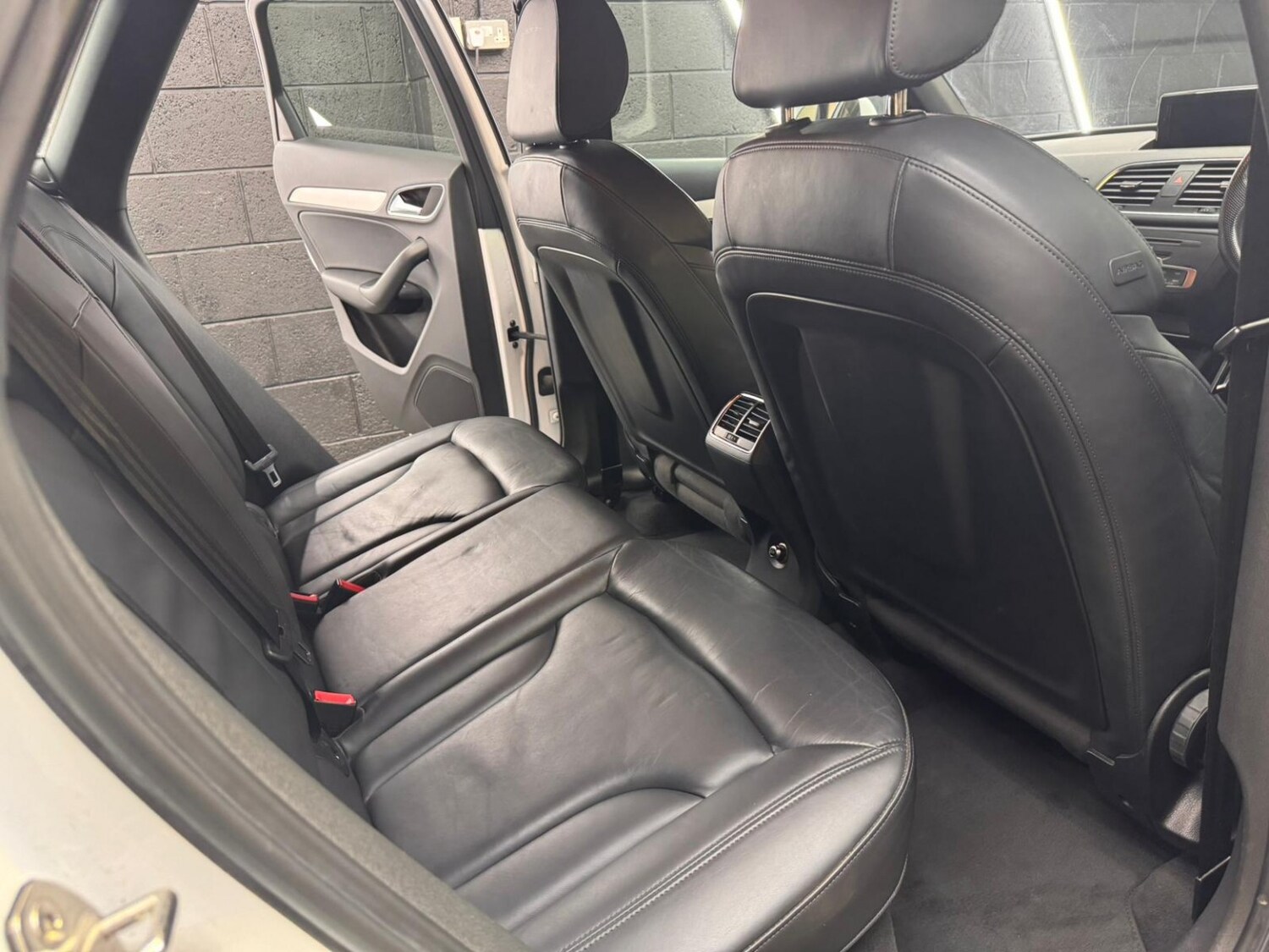 Used Audi Q3 2013 for sale - 77729591: Photo 46