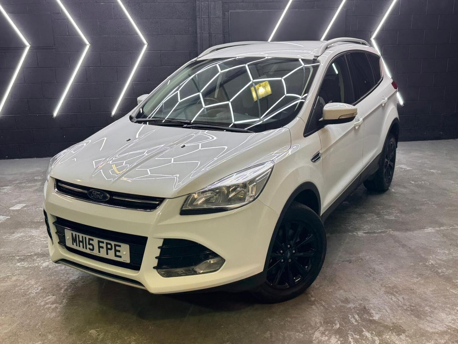 Used Ford Kuga 2015 for sale - 77792911: Photo 14