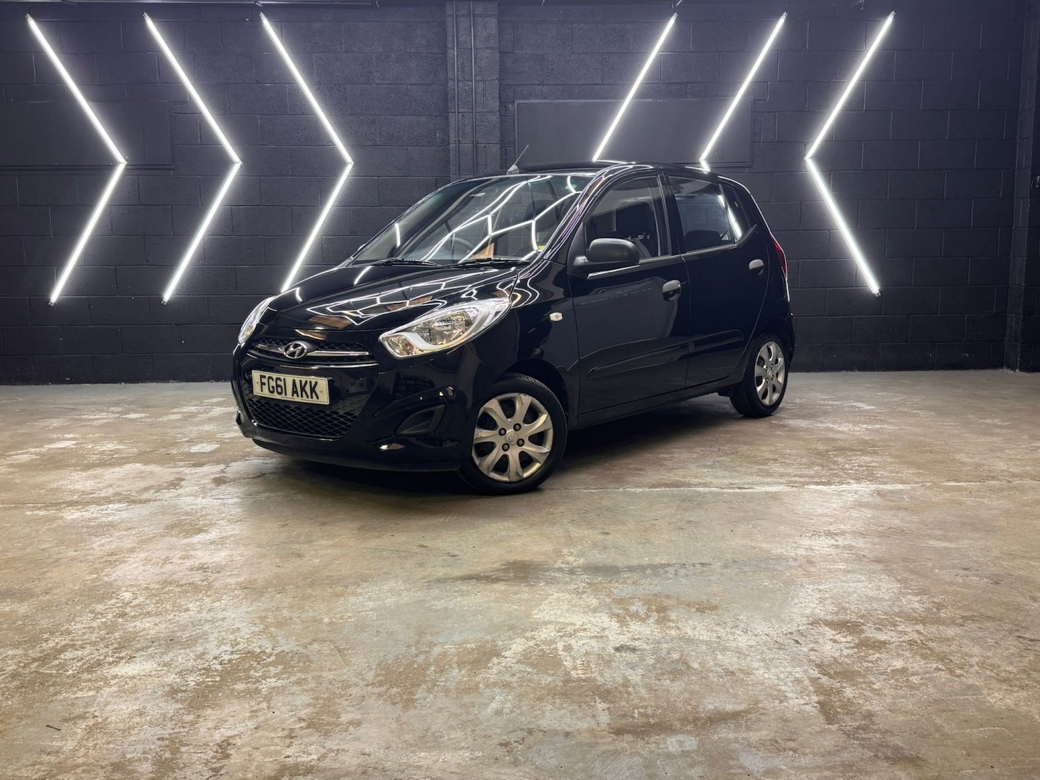 Used Hyundai i10 2011 for sale - 77721327: Photo 13