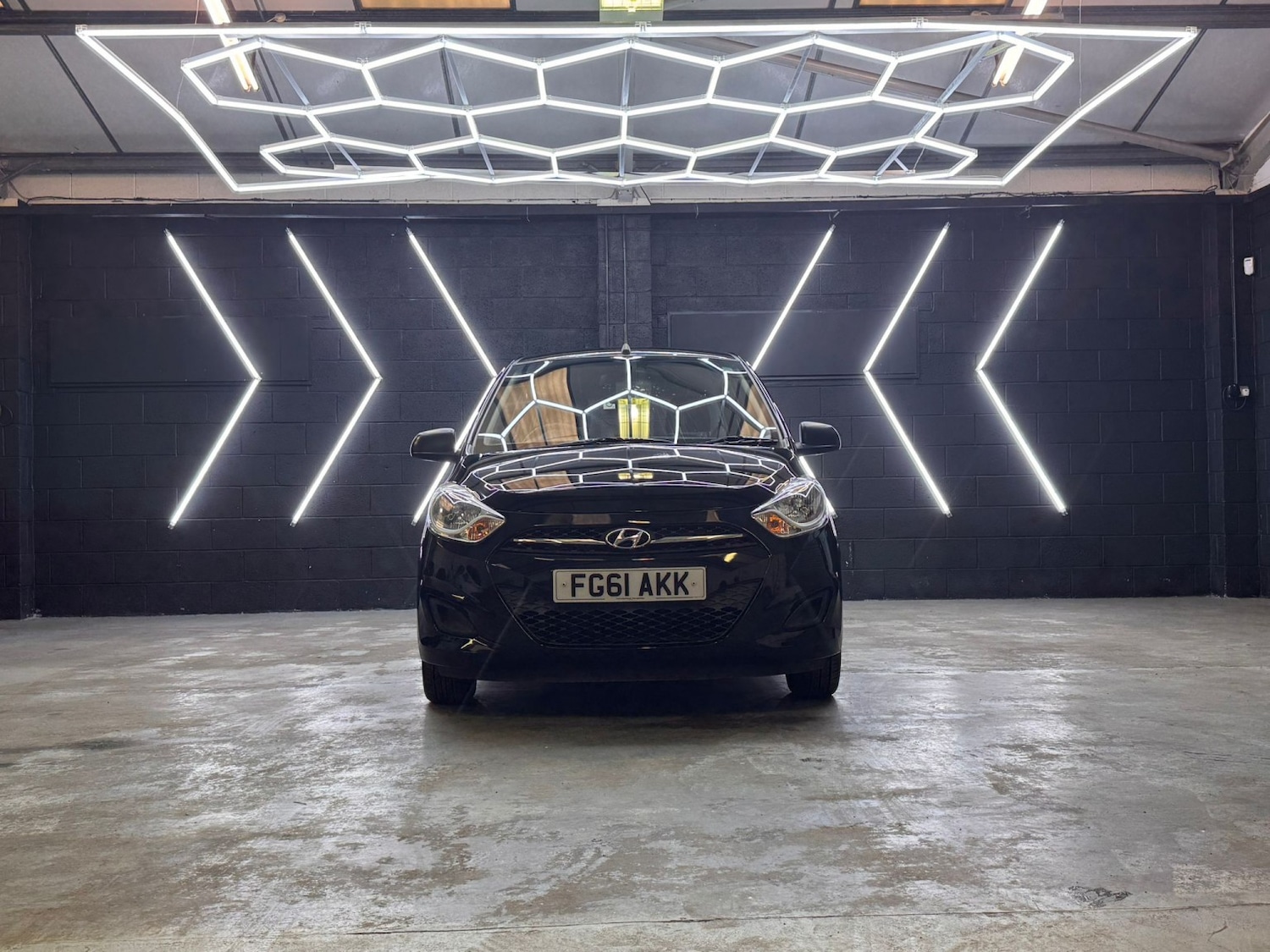 Used Hyundai i10 2011 for sale - 77721327: Photo 14