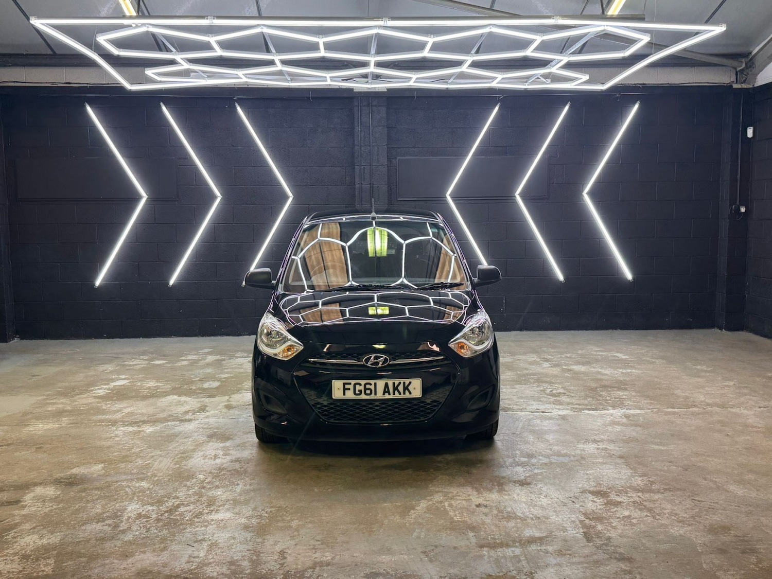 Used Hyundai i10 2011 for sale - 77721327: Photo 15