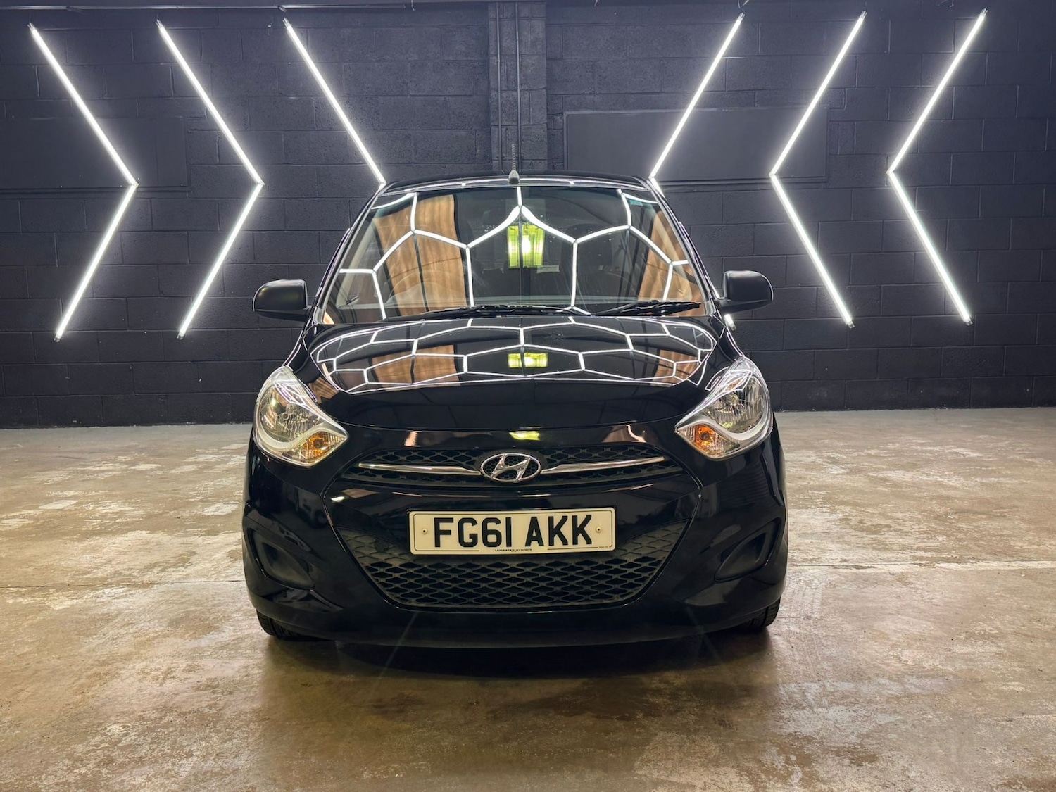 Used Hyundai i10 2011 for sale - 77721327: Photo 19