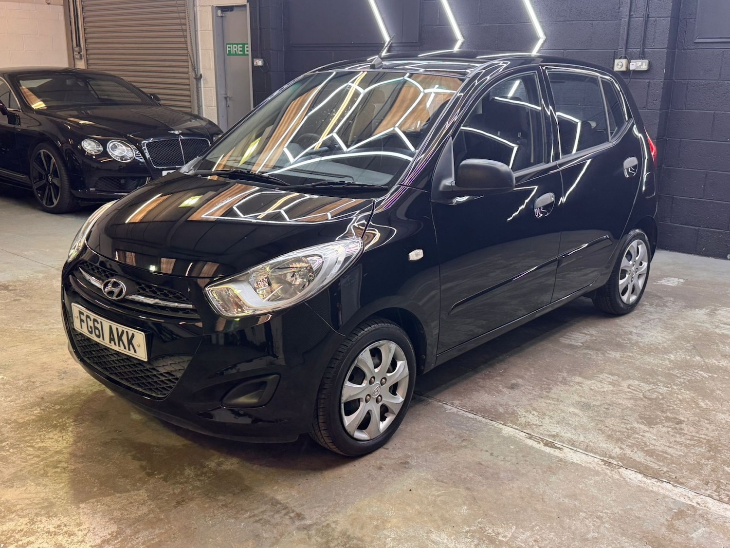 Used Hyundai i10 2011 for sale - 77721327: Photo 21