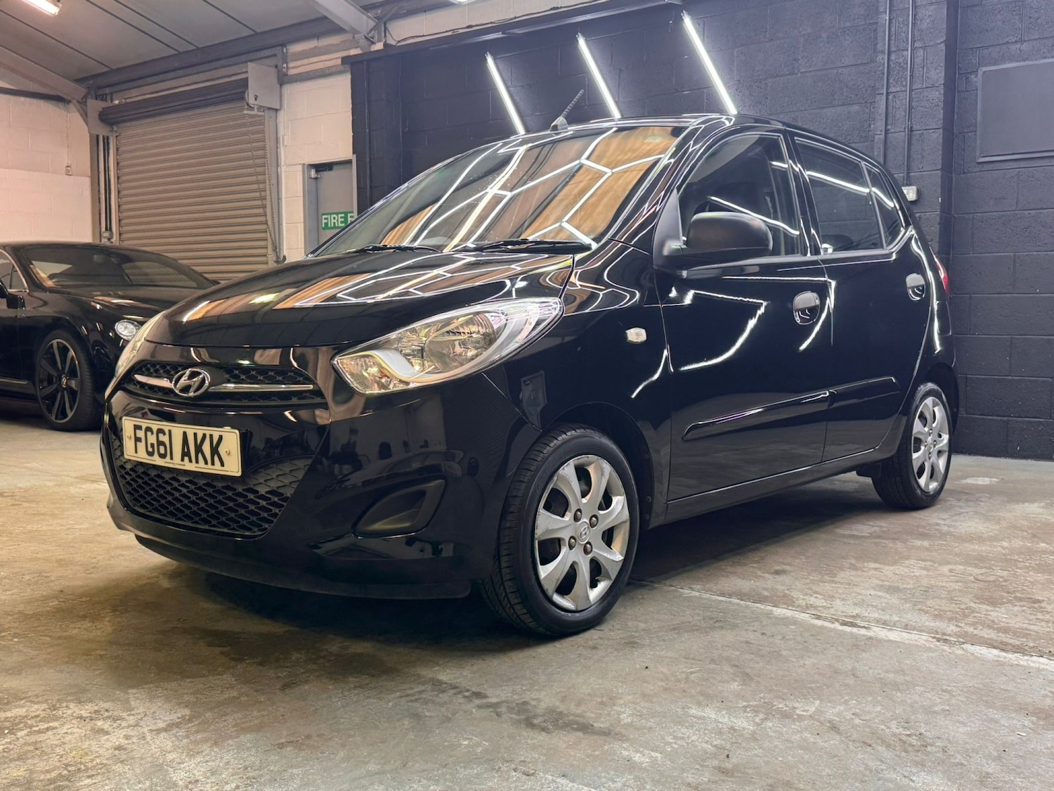 Used Hyundai i10 2011 for sale - 77721327: Photo 22