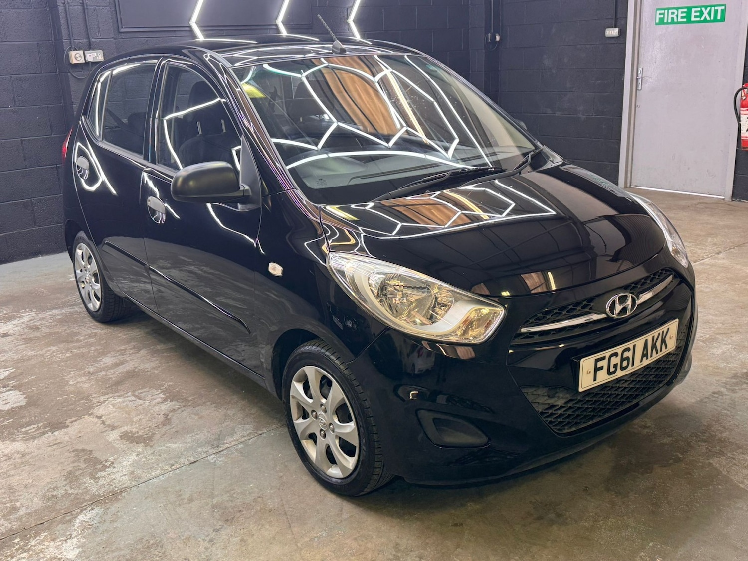 Used Hyundai i10 2011 for sale - 77721327: Photo 25