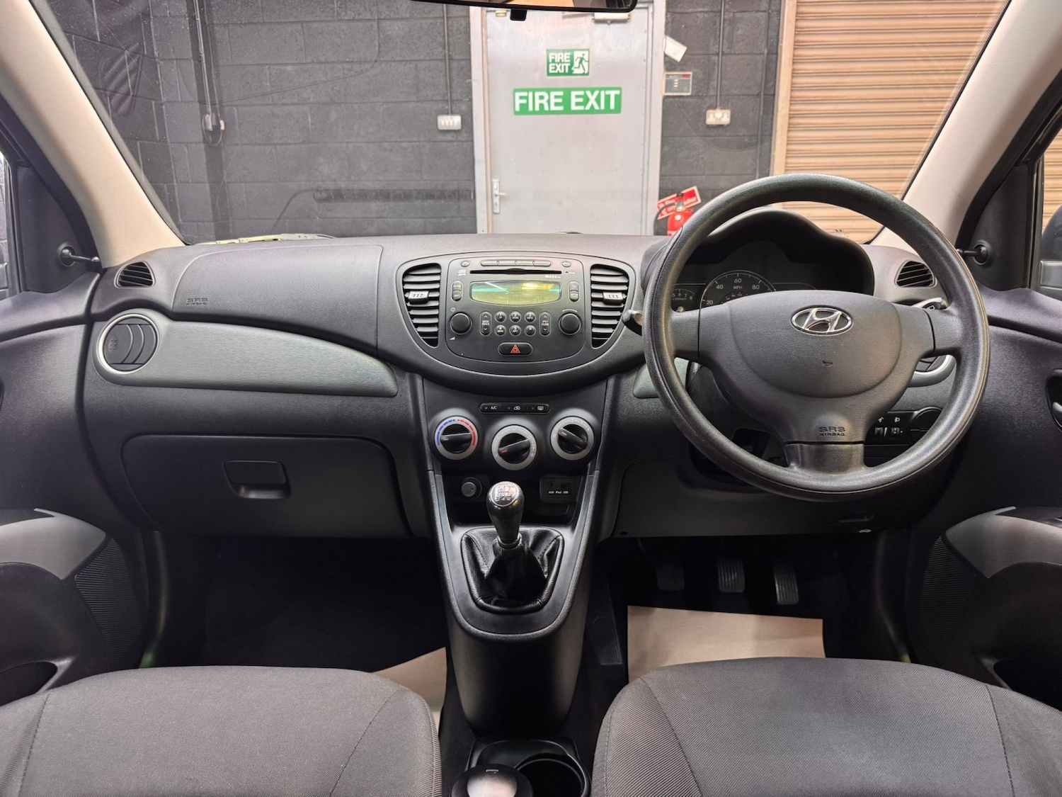 Used Hyundai i10 2011 for sale - 77721327: Photo 33