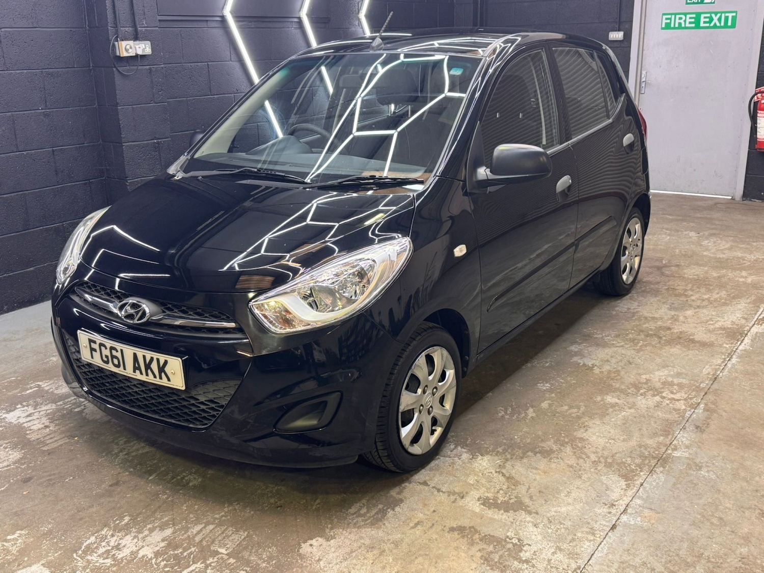 Used Hyundai i10 2011 for sale - 77721327: Photo 5