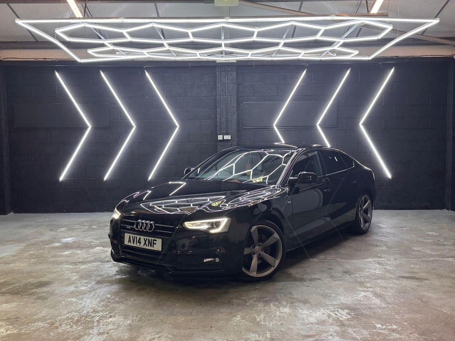 Used Audi A5 2014 for sale - 76725677: Photo 1