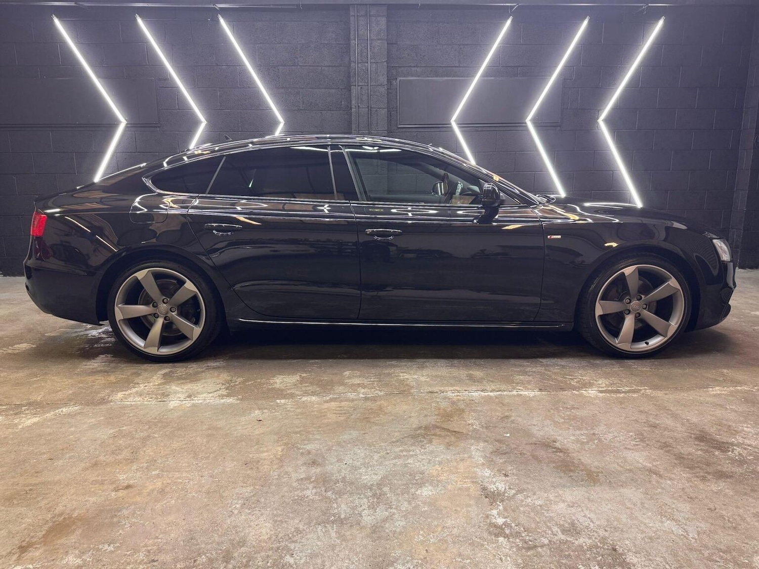 Used Audi A5 2014 for sale - 76725677: Photo 28