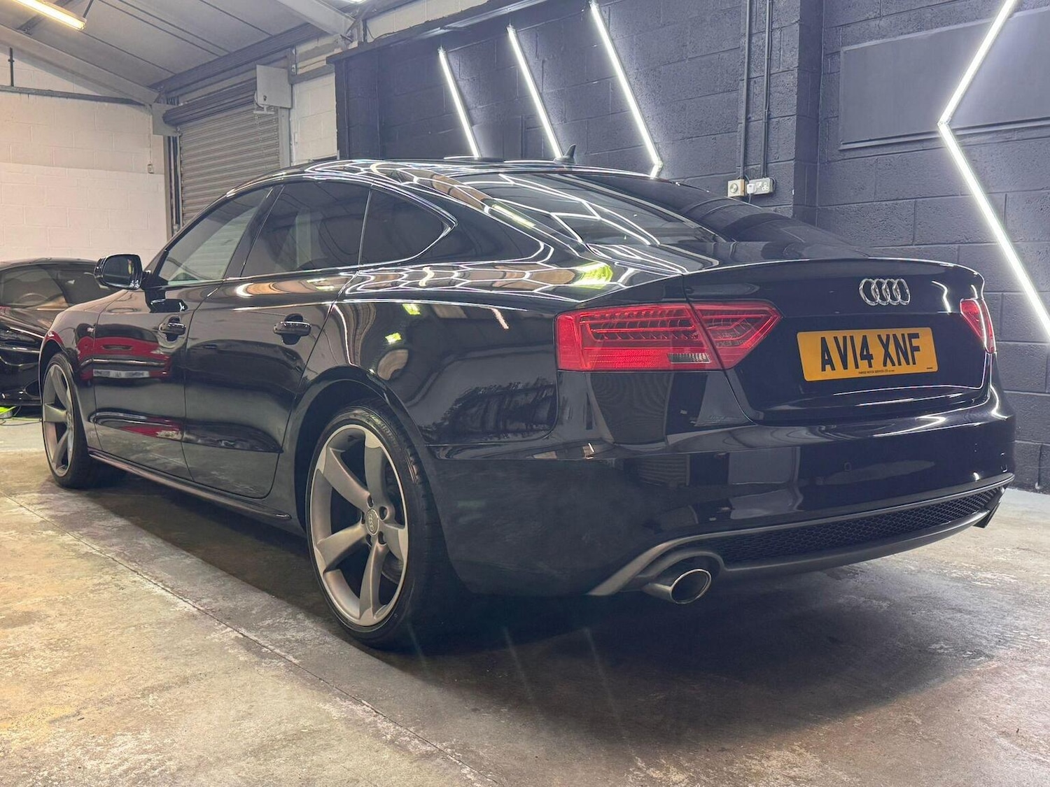 Used Audi A5 2014 for sale - 76725677: Photo 7