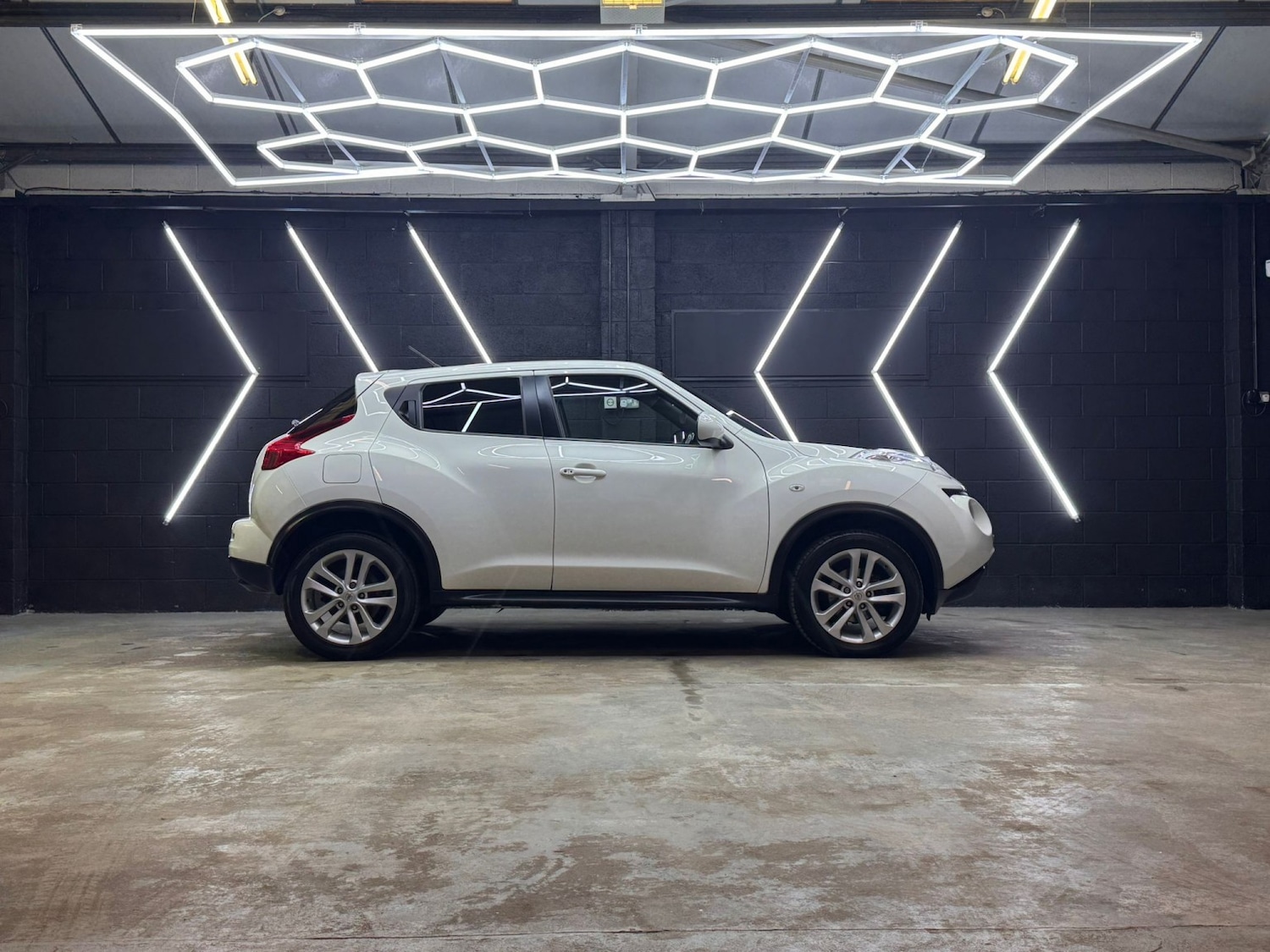 Used Nissan Juke 2011 for sale - 77749827: Photo 30