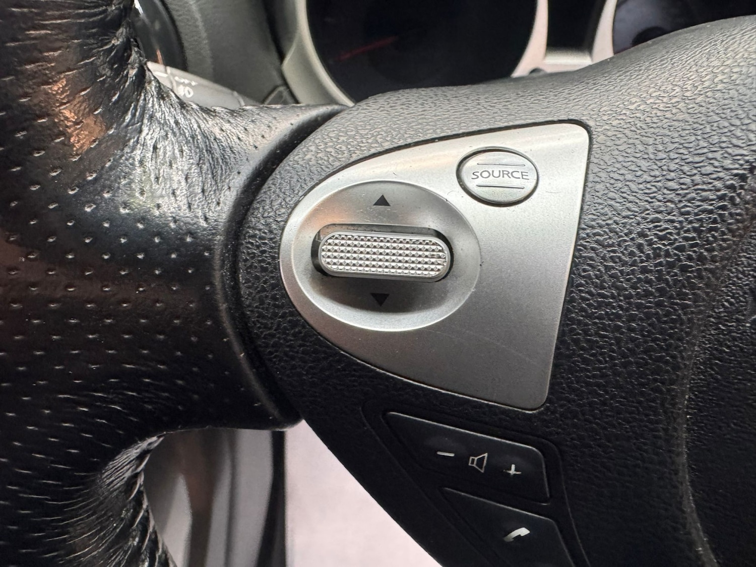 Used Nissan Juke 2011 for sale - 77749827: Photo 44