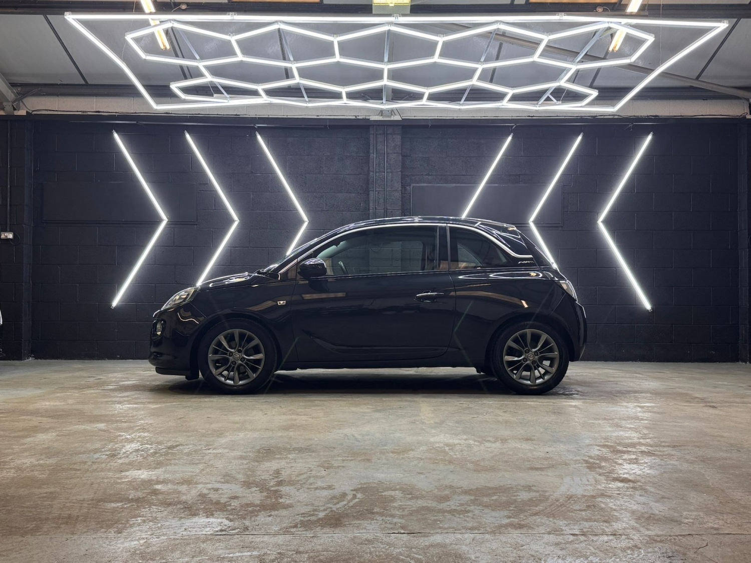 Used Vauxhall ADAM 2015 for sale - 77584511: Photo 3