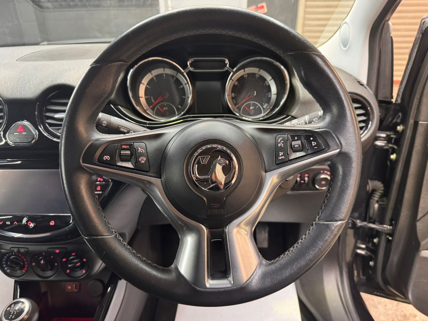 Used Vauxhall ADAM 2015 for sale - 77584511: Photo 34