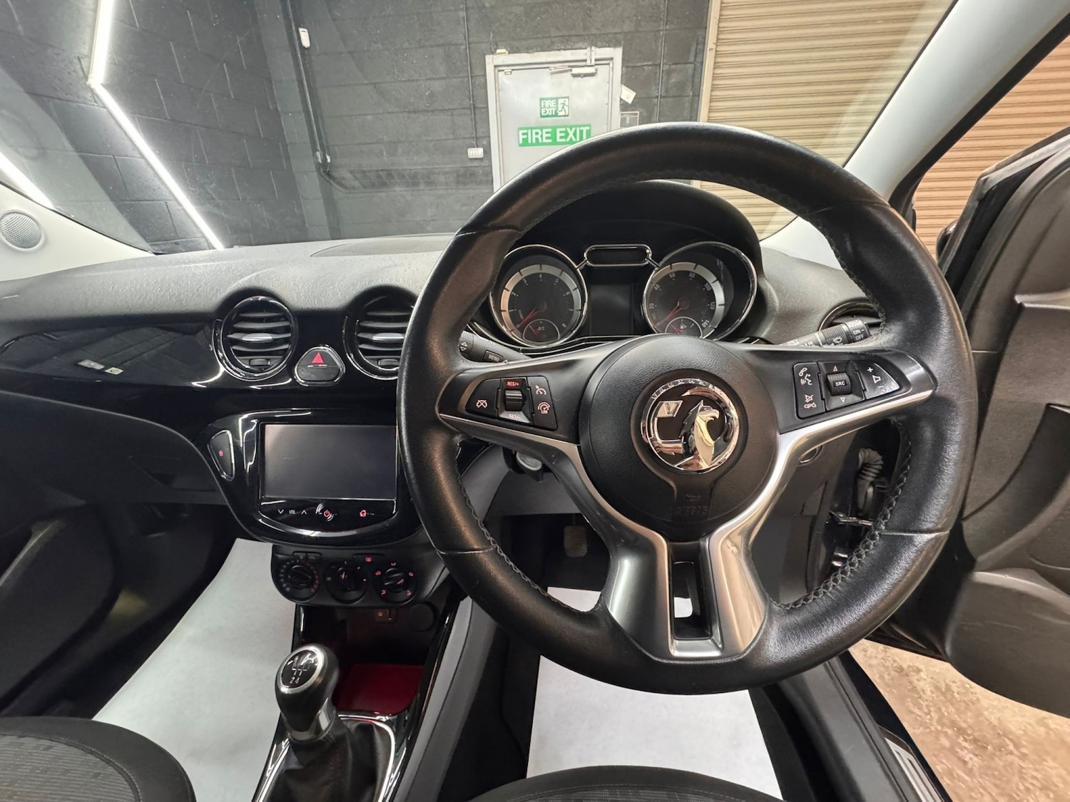 Used Vauxhall ADAM 2015 for sale - 77584511: Photo 36