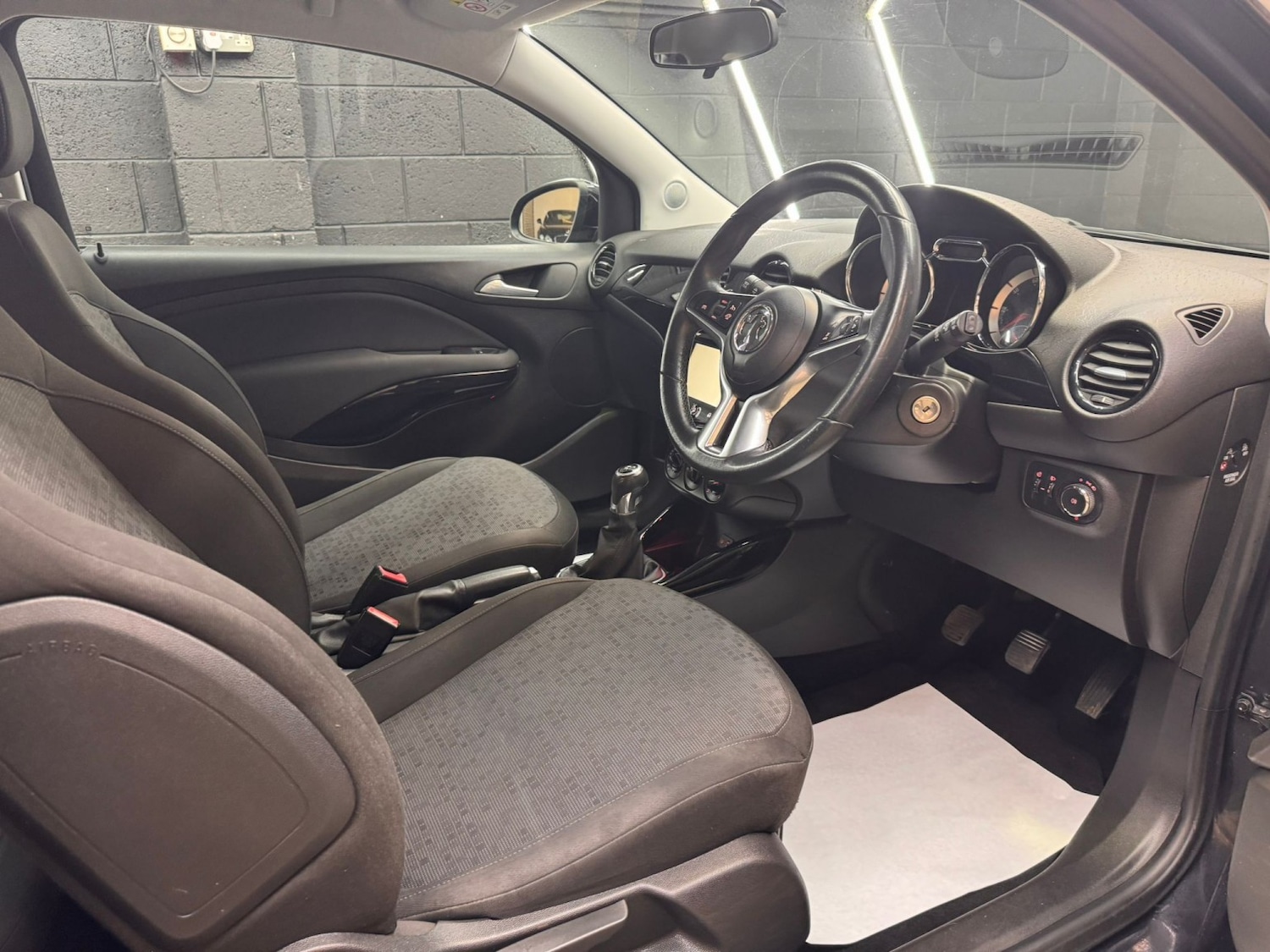 Used Vauxhall ADAM 2015 for sale - 77584511: Photo 37