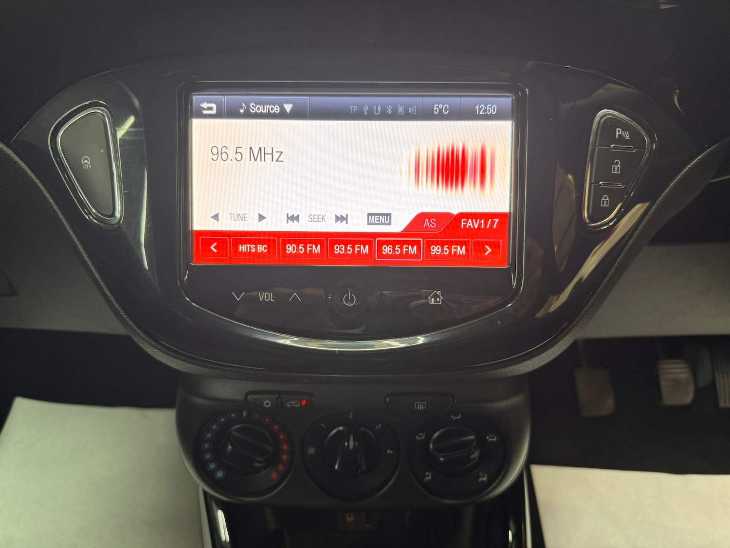 Used Vauxhall ADAM 2015 for sale - 77584511: Photo 38