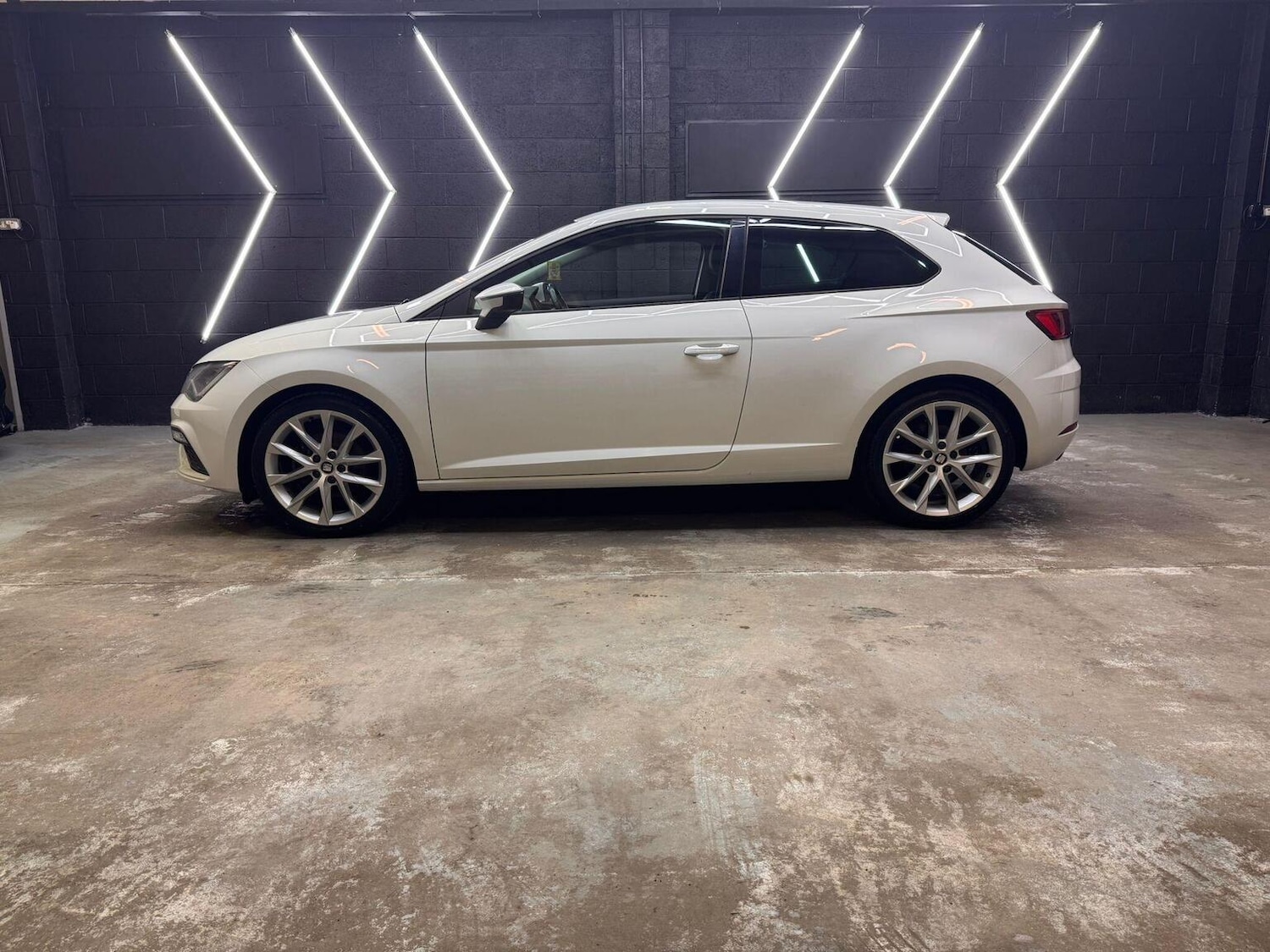 Used SEAT Leon 2017 for sale - 77207192: Photo 8