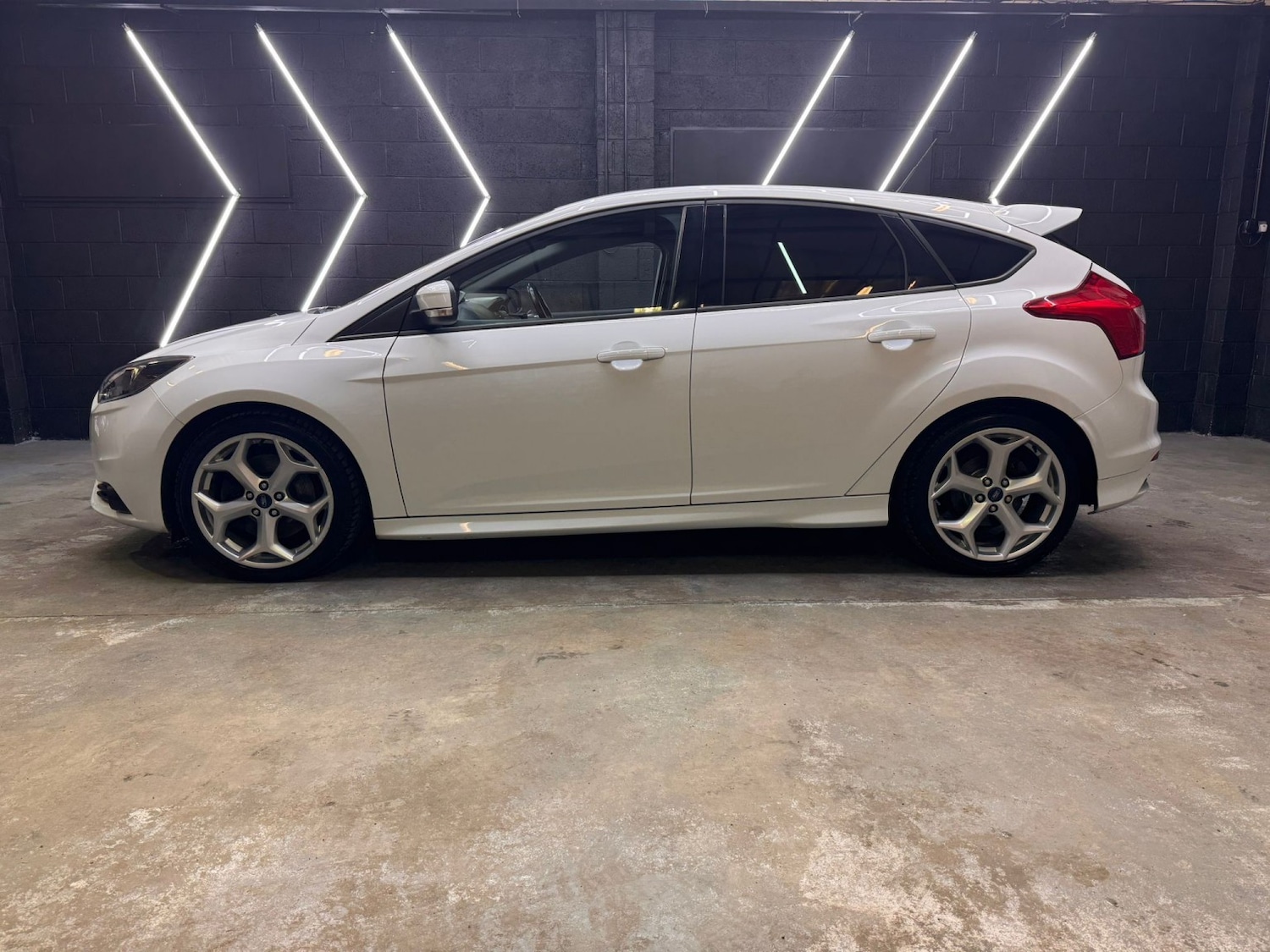 Used Ford Focus 2014 for sale - 77609876: Photo 10