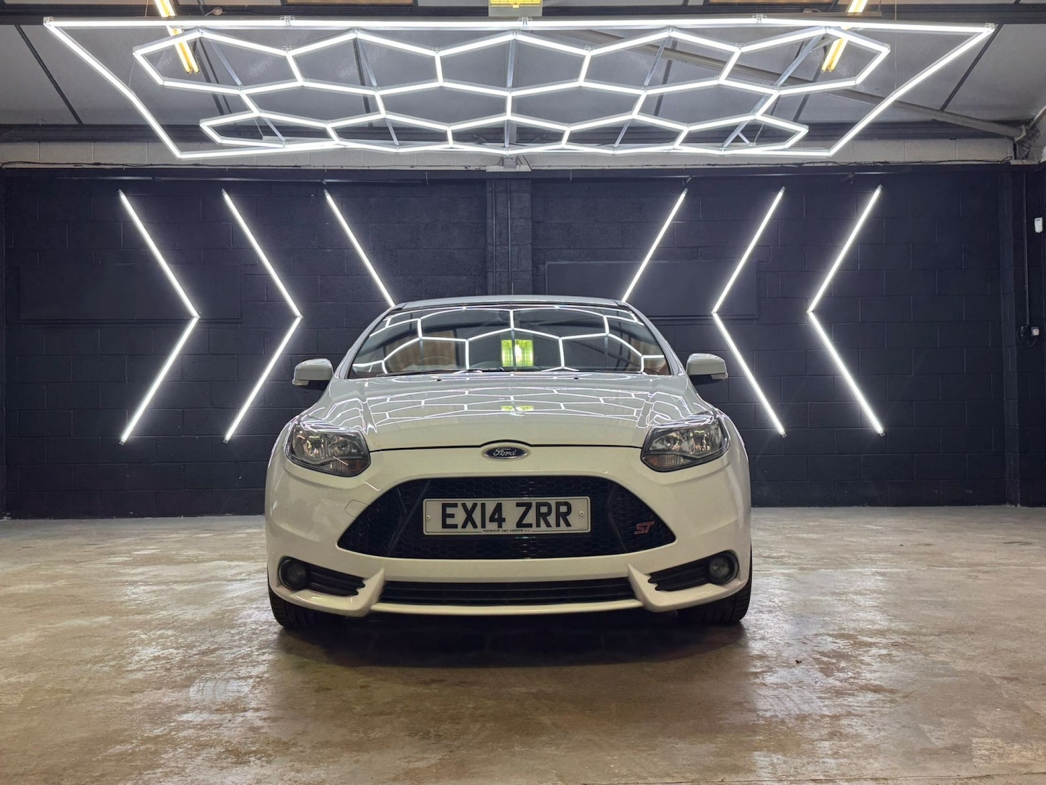 Used Ford Focus 2014 for sale - 77609876: Photo 16