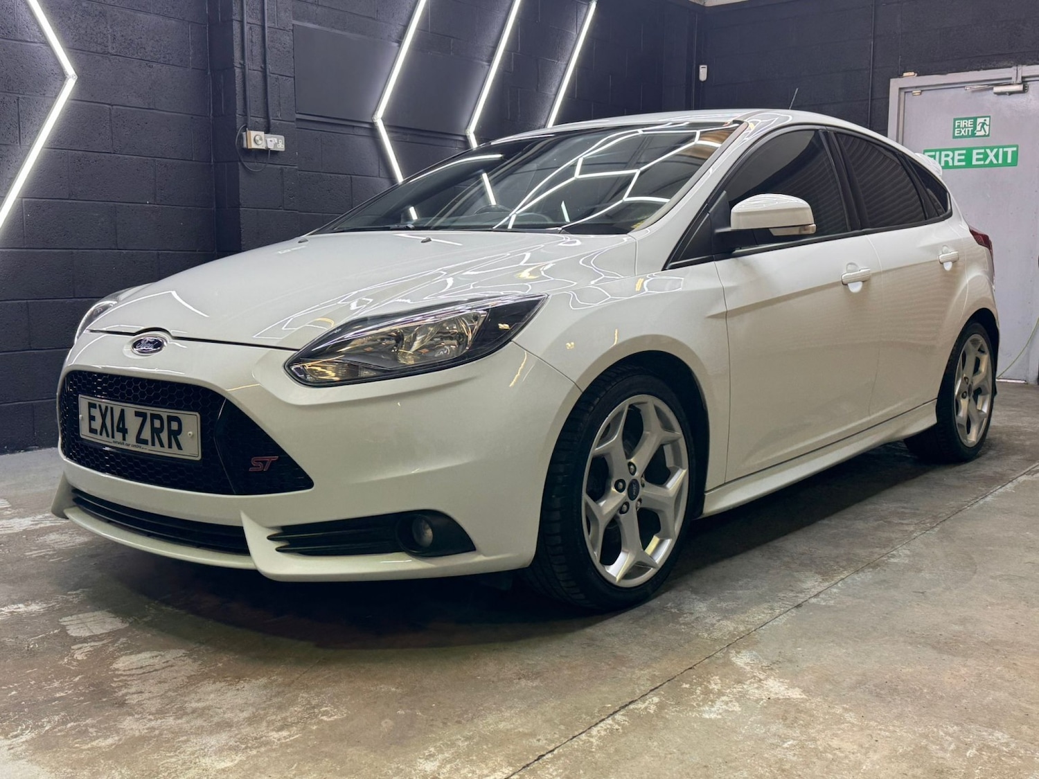 Used Ford Focus 2014 for sale - 77609876: Photo 4